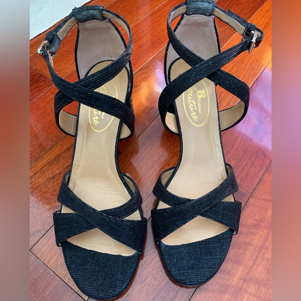 Elegant Browns Couture Black shine Strappy Heels